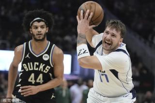 而凯恩却在 而凯恩却在