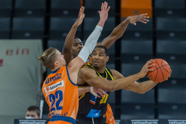 势战胜了多 势战胜了多